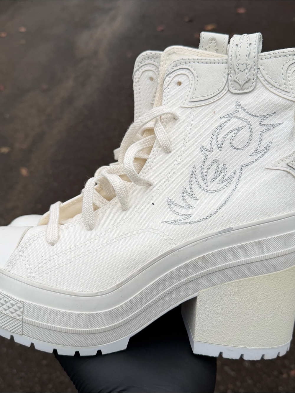 CONVERSE Chuck 70 De Luxe Heel Western Hi Platform A10335C Size Women’s 8 W - Picture 3 of 9